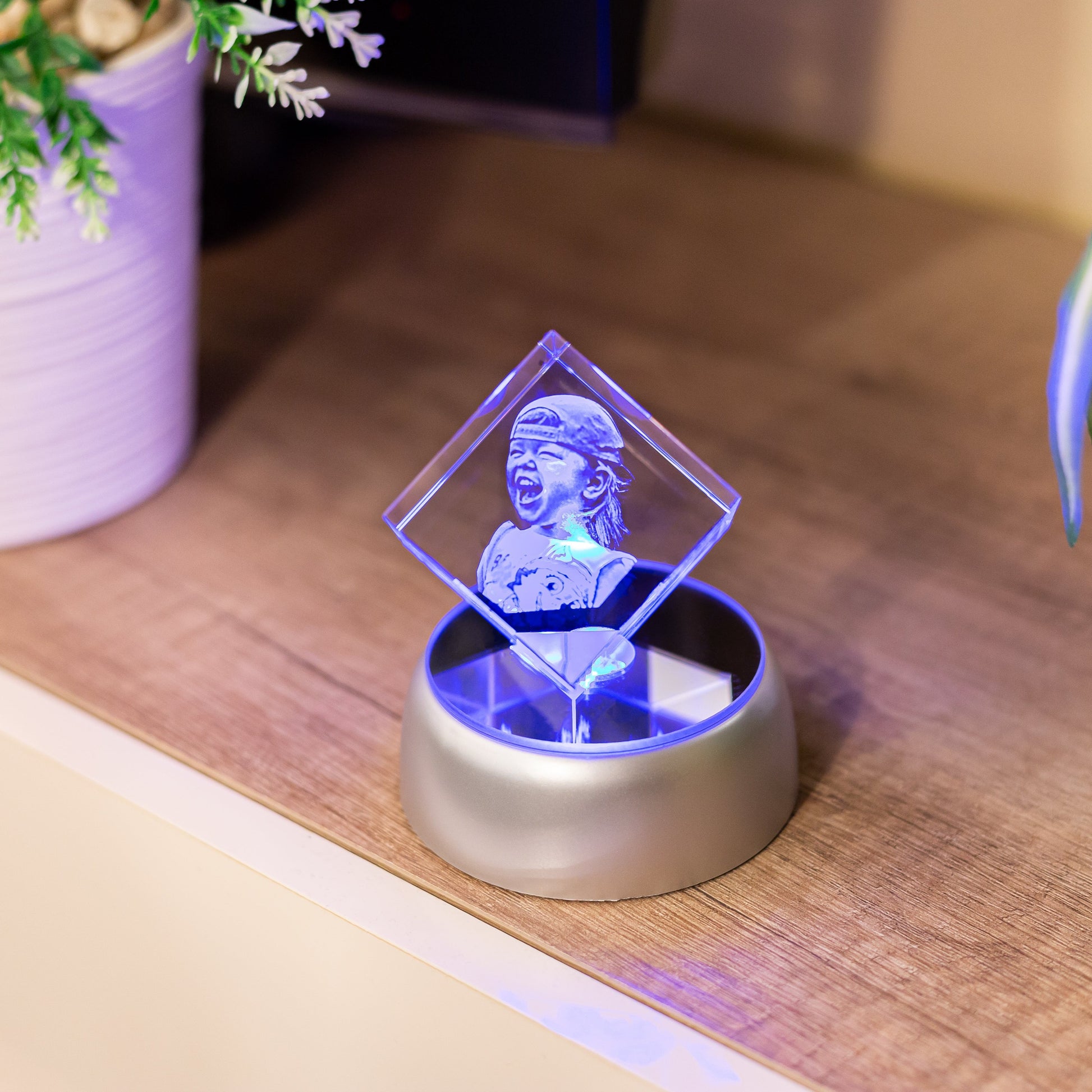 Retrato tipo olograma personalizado con luz 